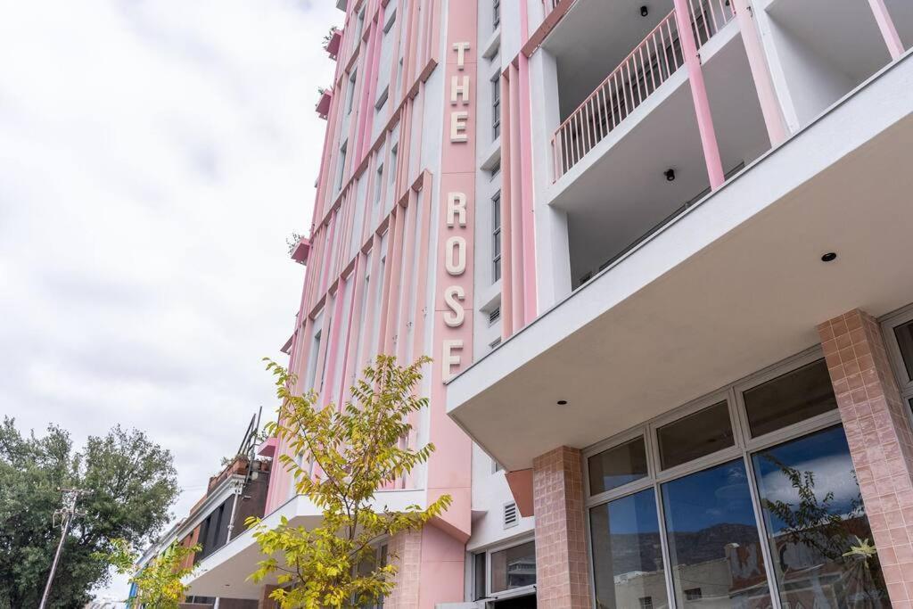 Apartamento The Rose 701: Floor Aprt With Balcony Cidade Do Cabo