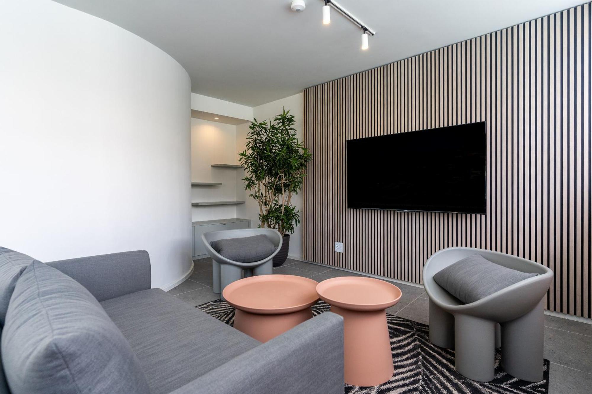 Apartment The Rose 701: Floor Aprt With Balcony Kapstadt